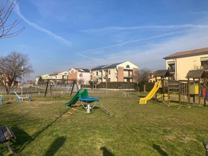 Apartamento Residenza Borgo 9 Collecchio Exterior foto