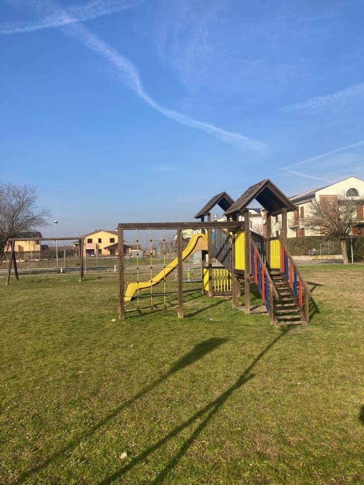 Apartamento Residenza Borgo 9 Collecchio Exterior foto